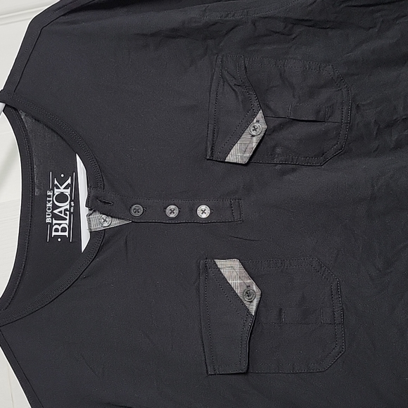 Buckle Black Plaid Accent Longsleeve Tee L - Picture 2 of 6